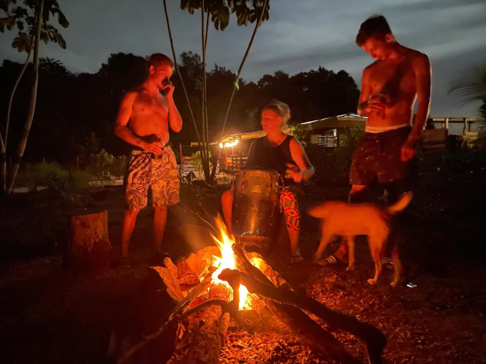 Zanderij Land Of Promise - Reggae Bar & Eco Village מראה חיצוני תמונה